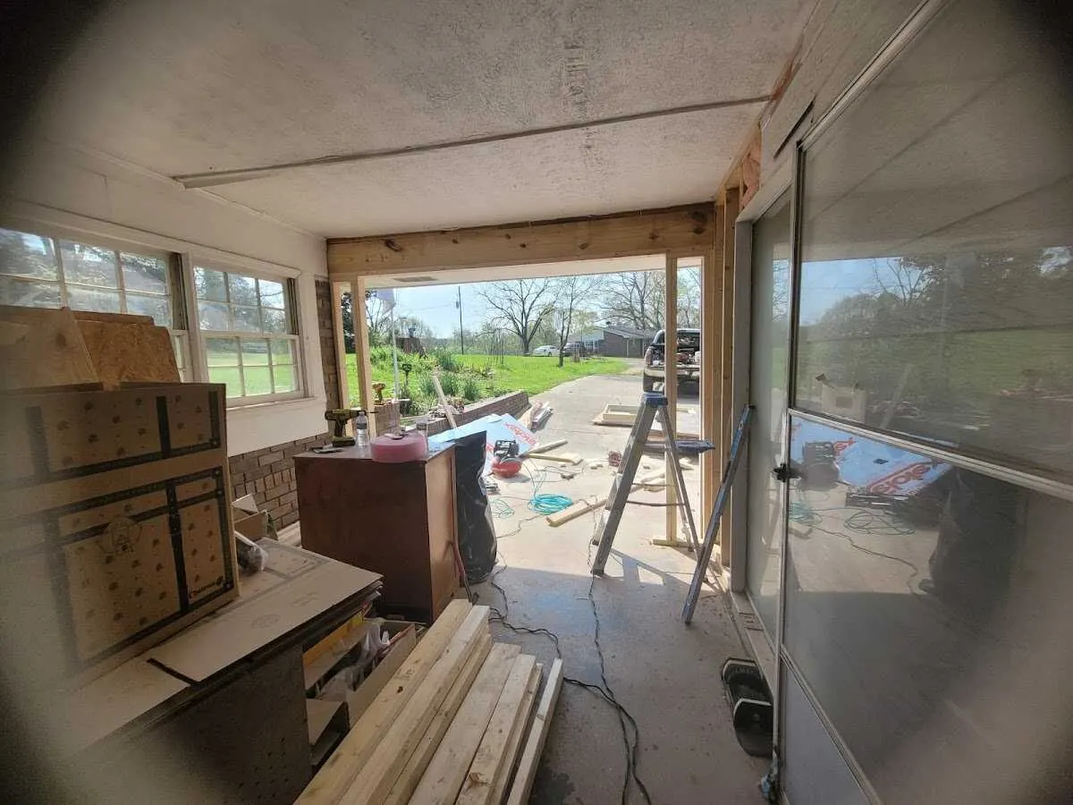 Air movers and dehumidifier for Drying & Dehumidification in Athol